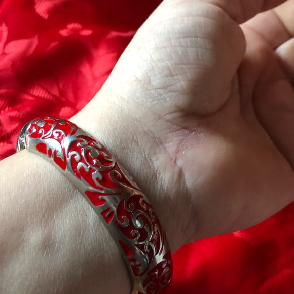 Vintage silver and red cuff bracelet - Picture 7 of 7